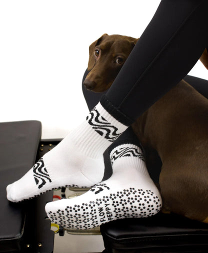 Flow Peppy Grip Socks